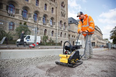 BOMAG BVP18/45 vorwärtslaufende Rüttelplatte